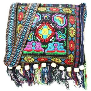 New Vintage Style Embroidered Cross Body Bag